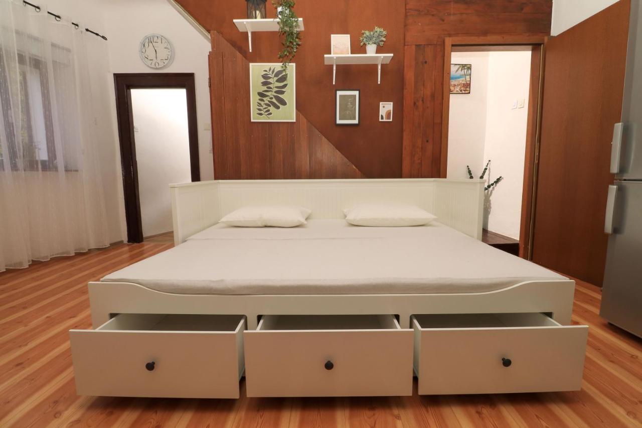 Sml Apartments 1 อิซอลา ภายนอก รูปภาพ
