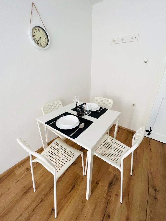 Sml Apartments 1 อิซอลา ภายนอก รูปภาพ